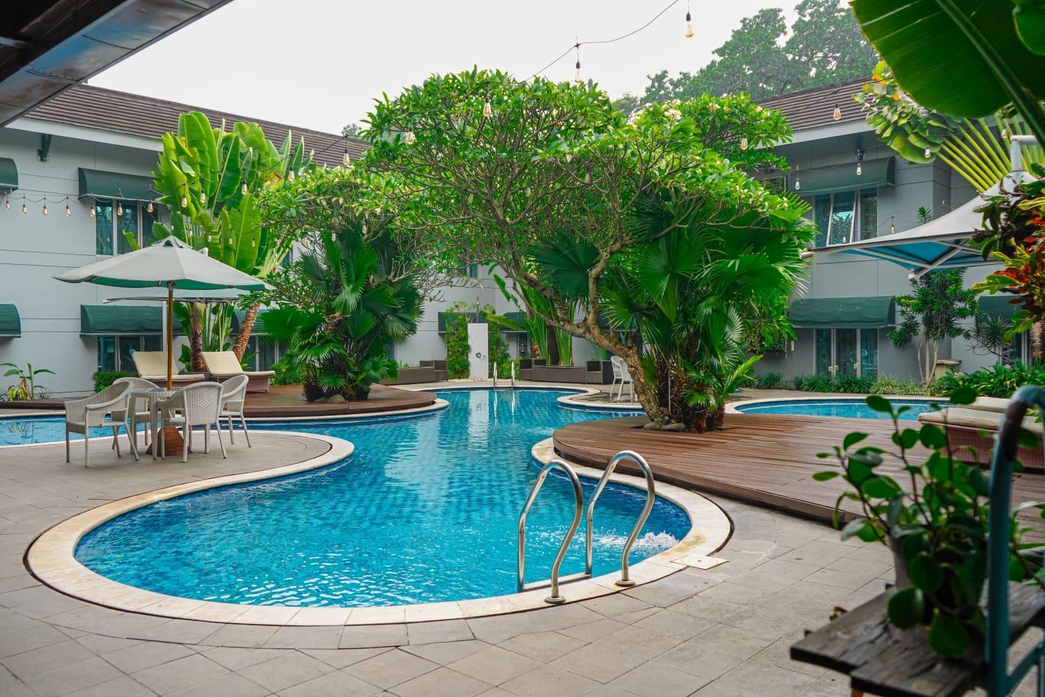 Patra Bandung Hotel Exteriör bild